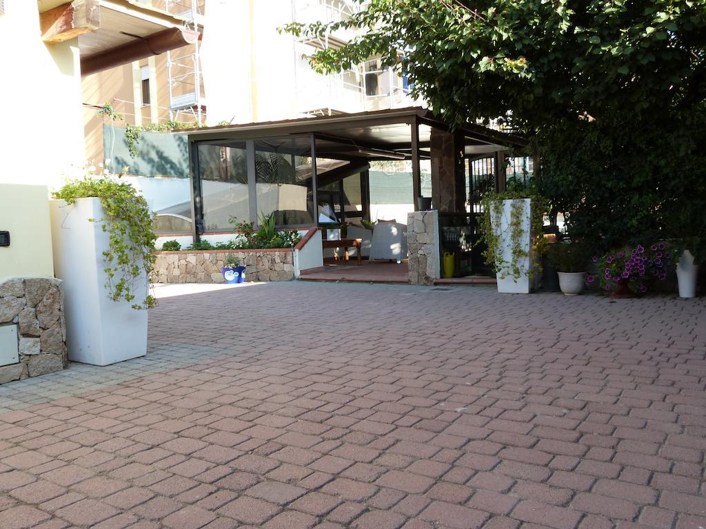 巴玛苏罗住宿加早餐旅馆 夸尔图-圣埃莱娜 外观 照片